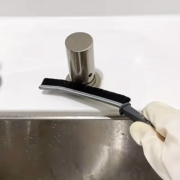 Crevice Cleaning Brush