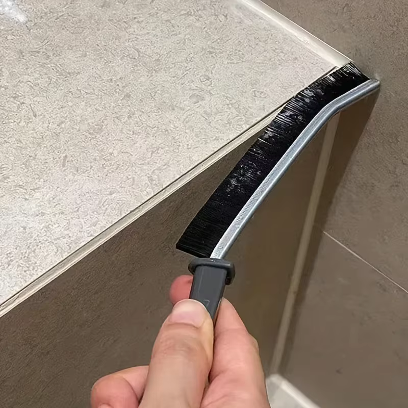 Crevice Cleaning Brush
